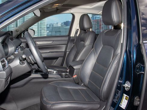 Used 2023 MAZDA CX-5 AWD 2.5 S w/ Premium Package image 6