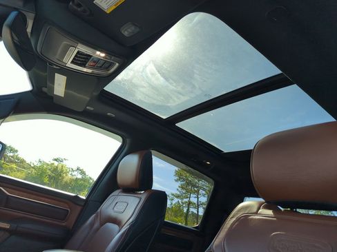 Used 2021 RAM 1500 Limited AWD/4WD image 27