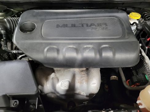 Used 2020 Jeep Cherokee Latitude AWD/4WD image 30