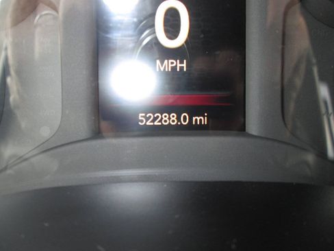 Used 2024 RAM 2500 Big Horn w/ Off Road Package AWD/4WD image 30