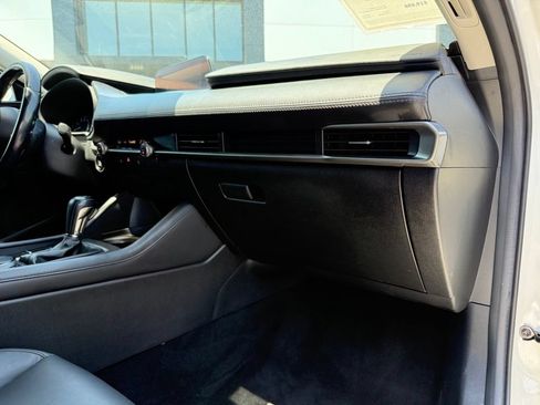 Certified 2022 MAZDA MAZDA3 s FWD image 17