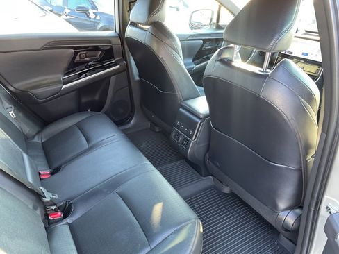 Used 2024 Toyota bZ4X Limited image 14