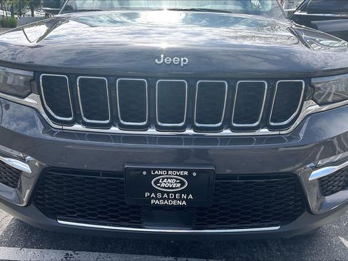 Used 2022 Jeep Grand Cherokee Limited w/ Trailer Tow Prep Group (B) RWD image 31