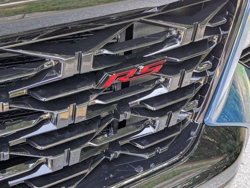 New 2027 Chevrolet Traverse RS FWD image 38
