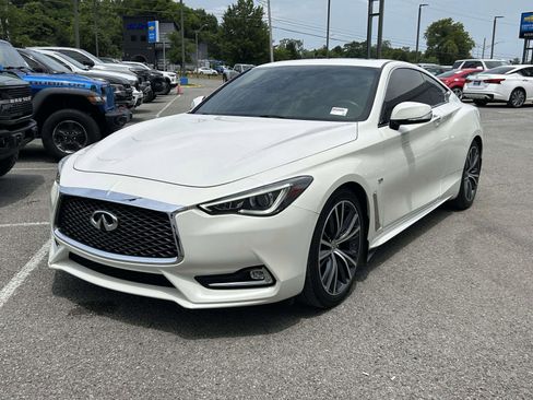 Used 2018 INFINITI Q60 3.0t Luxe w/ Sensory Package 3.0T Luxe RWD image 7