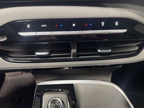 New 2026 Buick Enclave Sport Touring w/ Power Package image 50