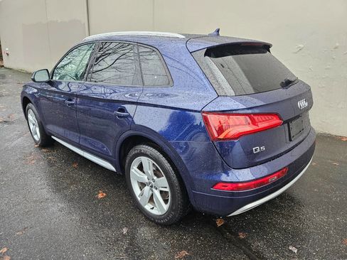 Used 2018 Audi Q5 2.0T Premium image 3