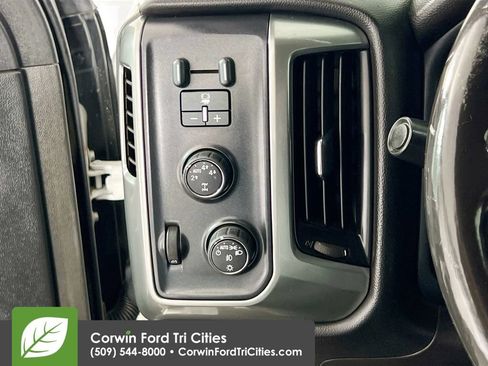 Used 2015 Chevrolet Silverado 1500 LT w/ All Star Edition AWD/4WD image 19