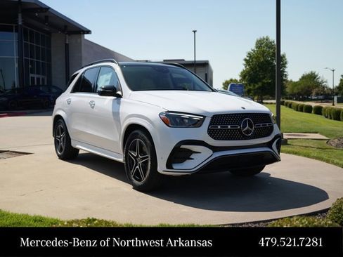 Used 2026 Mercedes-Benz GLE 450 4MATIC image 1