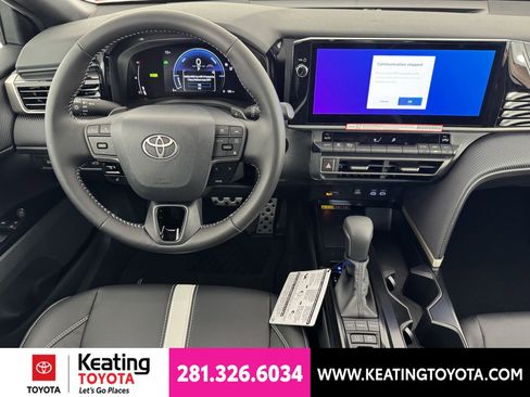 New 2026 Toyota Camry Hybrid FWD image 8