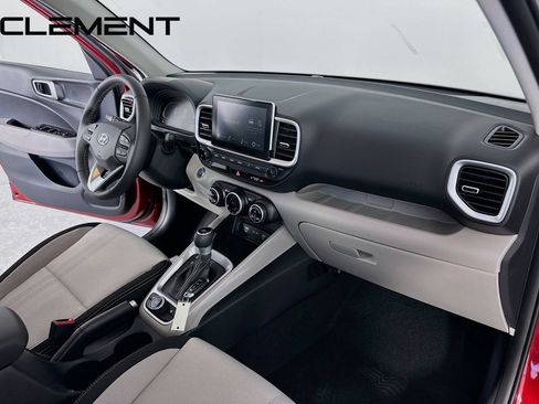 Certified 2026 Hyundai Venue SEL FWD image 35