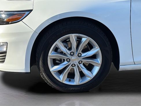 Used 2024 Chevrolet Malibu LT image 9