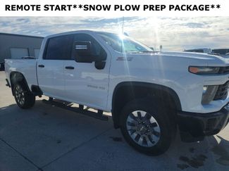 Used 2025 Chevrolet Silverado 2500 Custom w/ Custom Value Package video 1