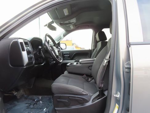 Used 2017 Chevrolet Silverado 1500 LT w/ LT Plus Package image 13