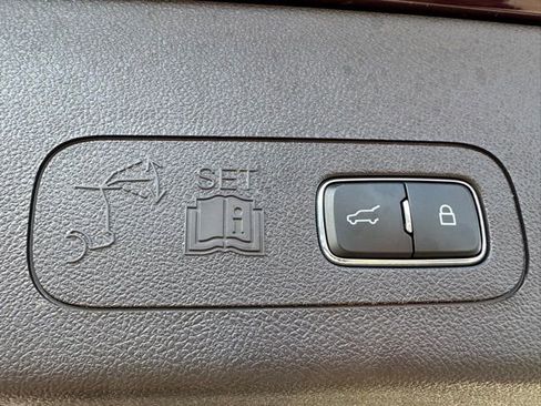 Used 2023 Lincoln Aviator Black Label w/ Jet Package image 14