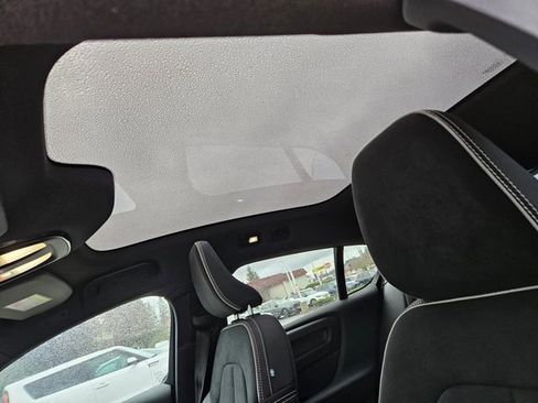 Certified 2023 Volvo C40 P8 Recharge Ultimate w/ Protection Package Premier image 19