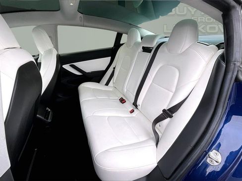 Used 2018 Tesla Model 3 Long Range image 25