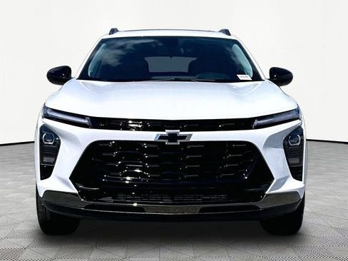 New 2026 Chevrolet Trax ACTIV FWD image 2