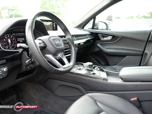 Used 2018 Audi Q7 3.0T Prestige AWD/4WD image 21