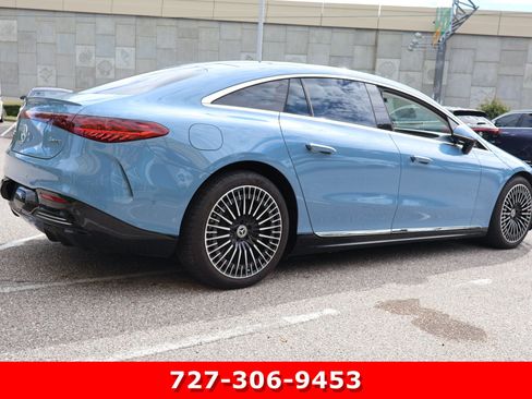Used 2024 Mercedes-Benz EQS 580 4MATIC Sedan w/ Executive Rear Seat Package image 10