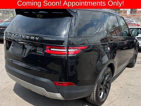 Used 2017 Land Rover Discovery HSE AWD/4WD image 2