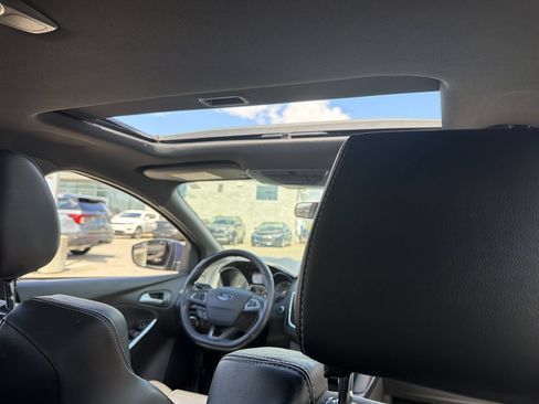 Used 2018 Ford Focus ST w/ Equipment Group 401A FWD image 26