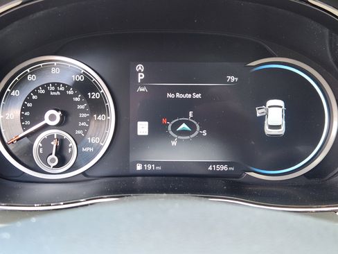 Used 2022 Genesis GV70 2.5T AWD/4WD image 10