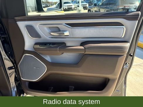 Used 2025 RAM 1500 Laramie image 17