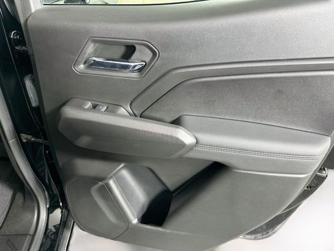 Used 2024 Chevrolet Colorado LT w/ LT Convenience Package RWD image 28