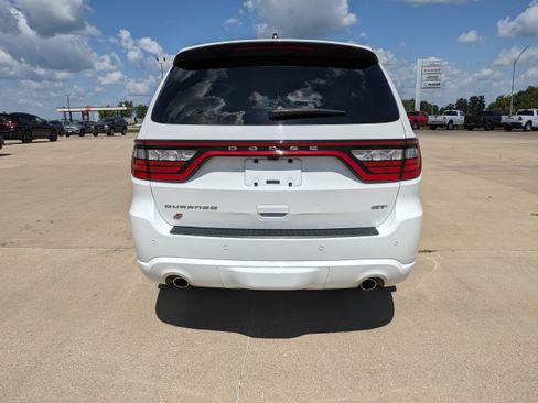Used 2025 Dodge Durango GT AWD/4WD image 7