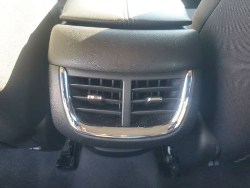 Used 2024 Chevrolet Malibu LT image 13