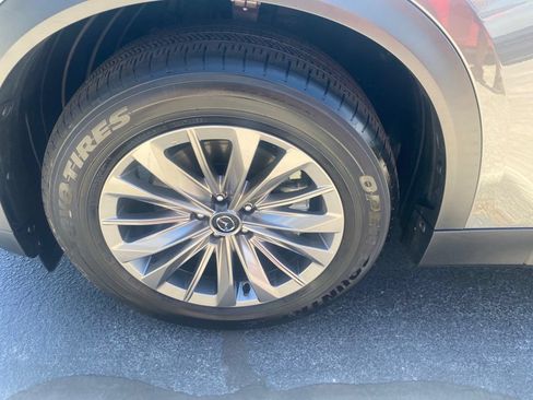 Certified 2024 MAZDA CX-90 Plug-In Hybrid w/ Preferred AWD/4WD image 30