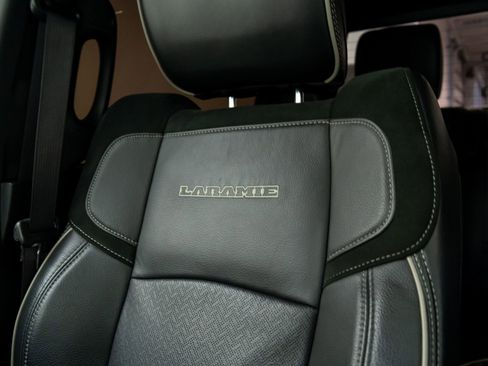 Used 2019 RAM 2500 Laramie image 27