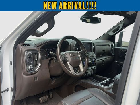 Used 2022 GMC Sierra 2500 Denali AWD/4WD image 11