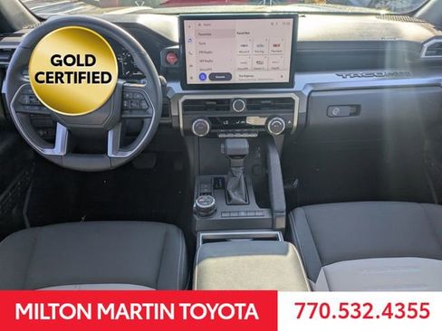 Certified 2025 Toyota Tacoma TRD Off-Road image 15
