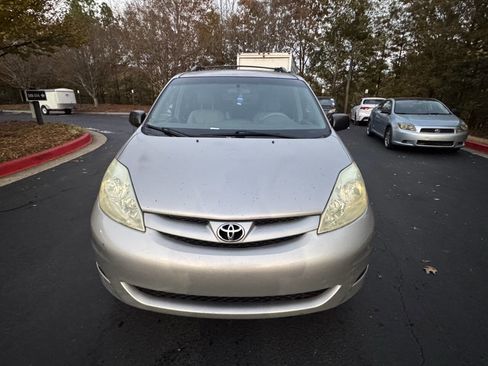 Used 2006 Toyota Sienna LE image 8