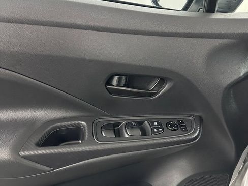 Used 2023 Nissan Versa S w/ Trunk Package FWD image 9