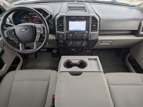 Used 2017 Ford F150 XLT w/ Equipment Group 302A Luxury RWD image 14