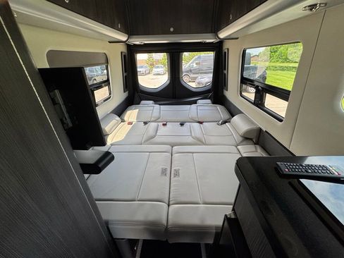 Used 2022 Mercedes-Benz Sprinter 3500 image 76