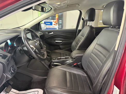 Used 2015 Ford Escape Titanium FWD image 8