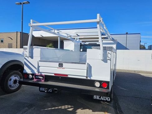 New 2025 Ford F450 XL w/ XL Chrome Package image 2