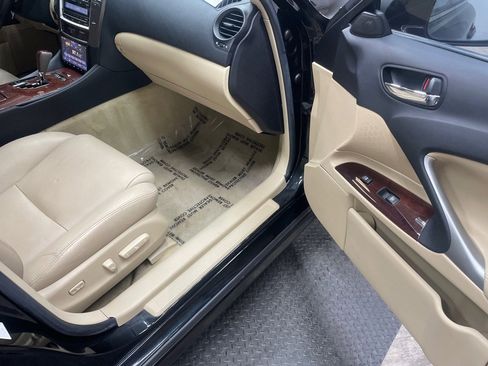 Used 2007 Lexus IS 350 RWD image 37