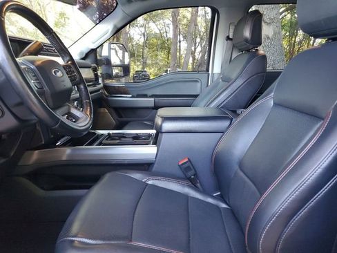 Used 2023 Ford F250 Lariat w/ Lariat Ultimate Package AWD/4WD image 19