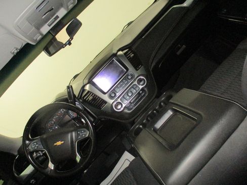 Used 2019 Chevrolet Tahoe LS image 20