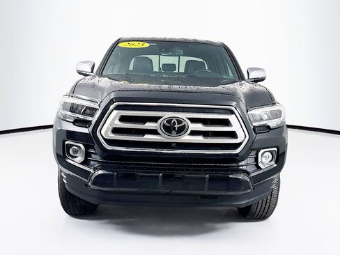 Used 2023 Toyota Tacoma Limited AWD/4WD image 2