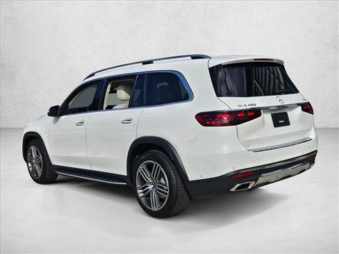 New 2026 Mercedes-Benz GLS 450 4MATIC image 9