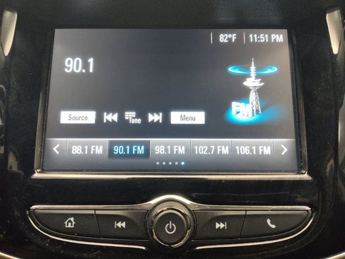 Used 2017 Chevrolet Trax LS AWD/4WD image 25