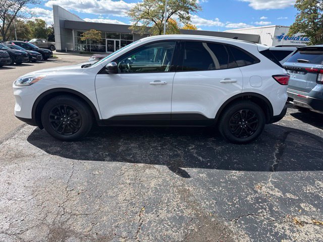 Used 2020 Ford Escape SE Sport AWD/4WD image 3