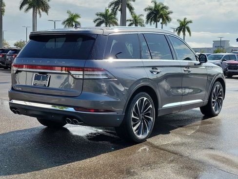 Certified 2021 Lincoln Aviator Reserve w/ Equipment Group 202A image 6