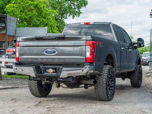 Used 2017 Ford F250 Lariat w/ Lariat Ultimate Package AWD/4WD image 6